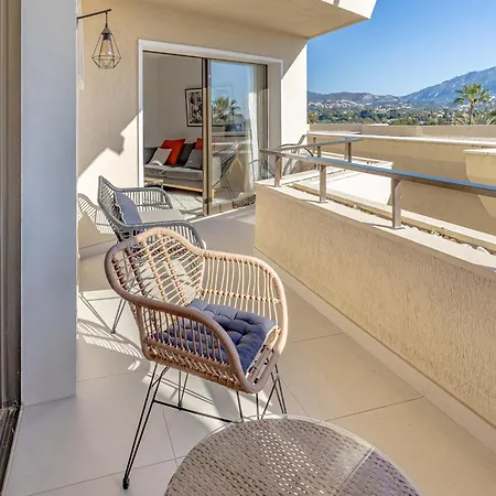 Aguamarina Golf Pool Near Marbella *