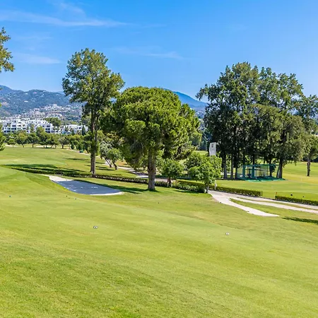 Apartment Golf & Country Club Relax Y Piscina Cerca Marbella