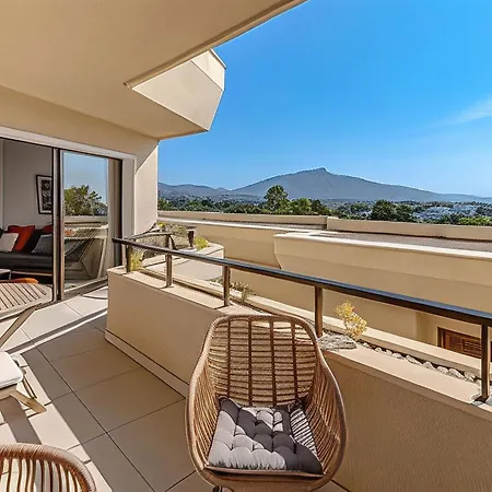 Aguamarina Golf Pool Near Marbella *