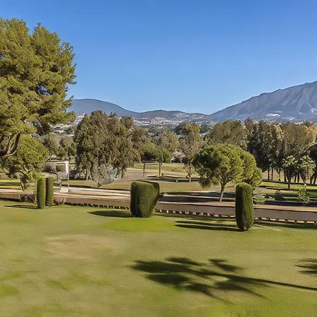 公寓 Aguamarina Golf Pool Near Marbella 埃斯特波纳